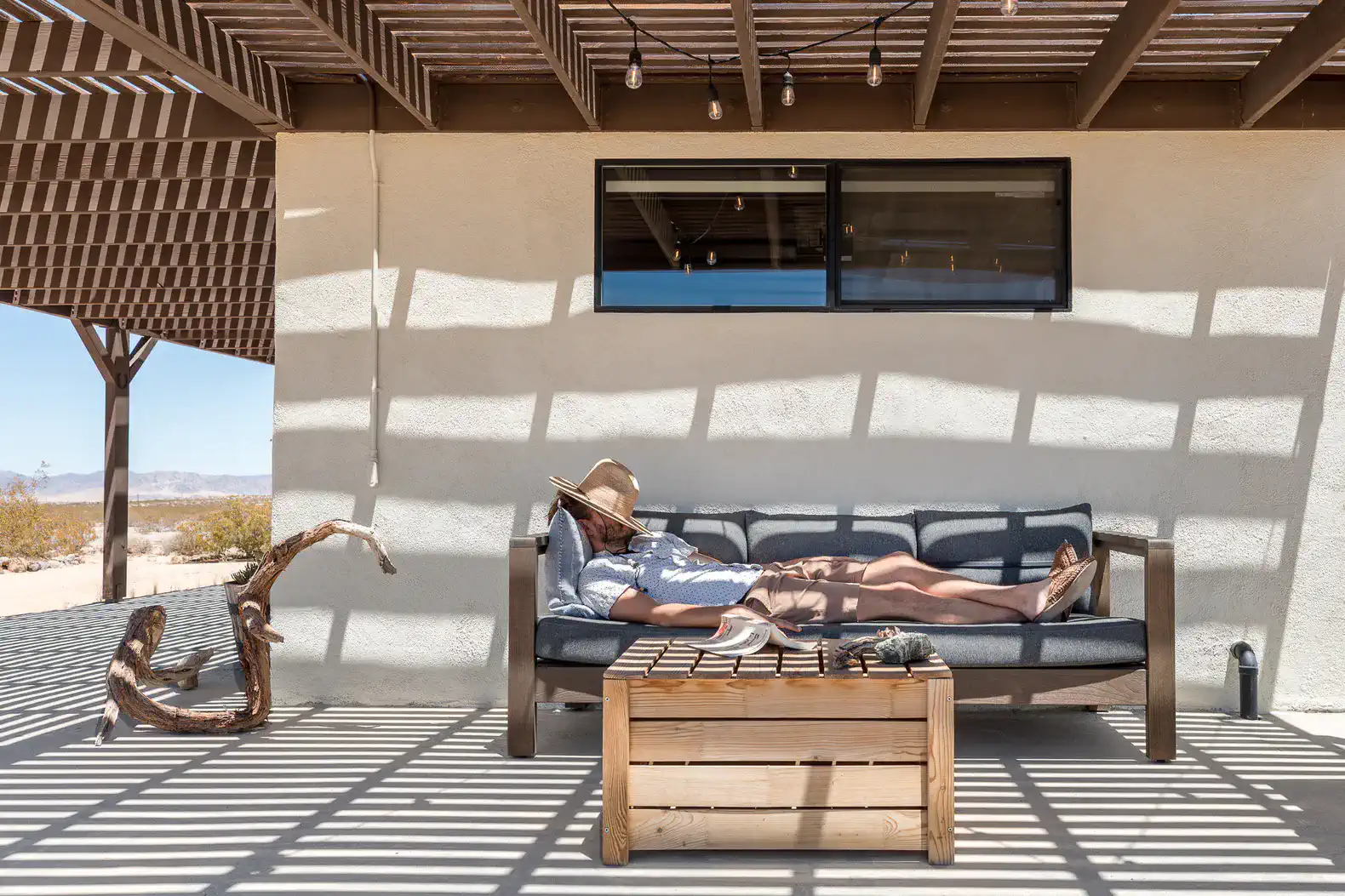 Blue Shadows (hot tub+piano) – photo 5