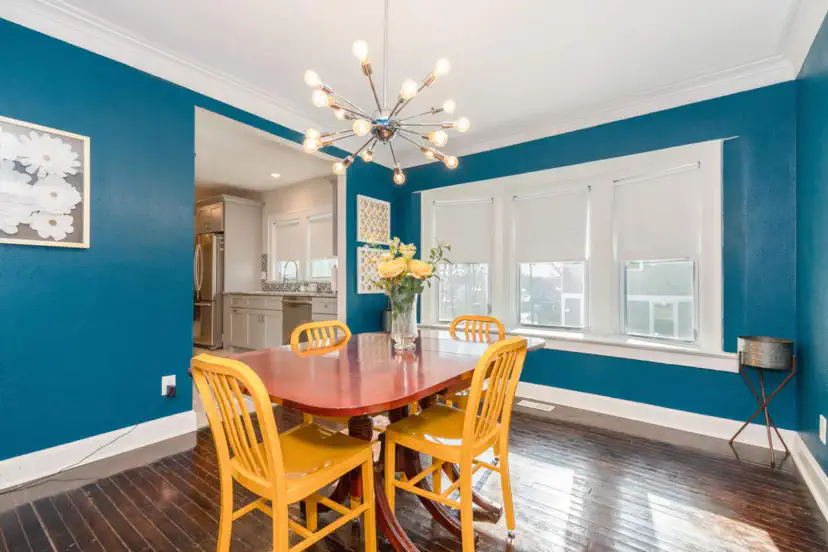Forest Avenue Flat · 1st Floor