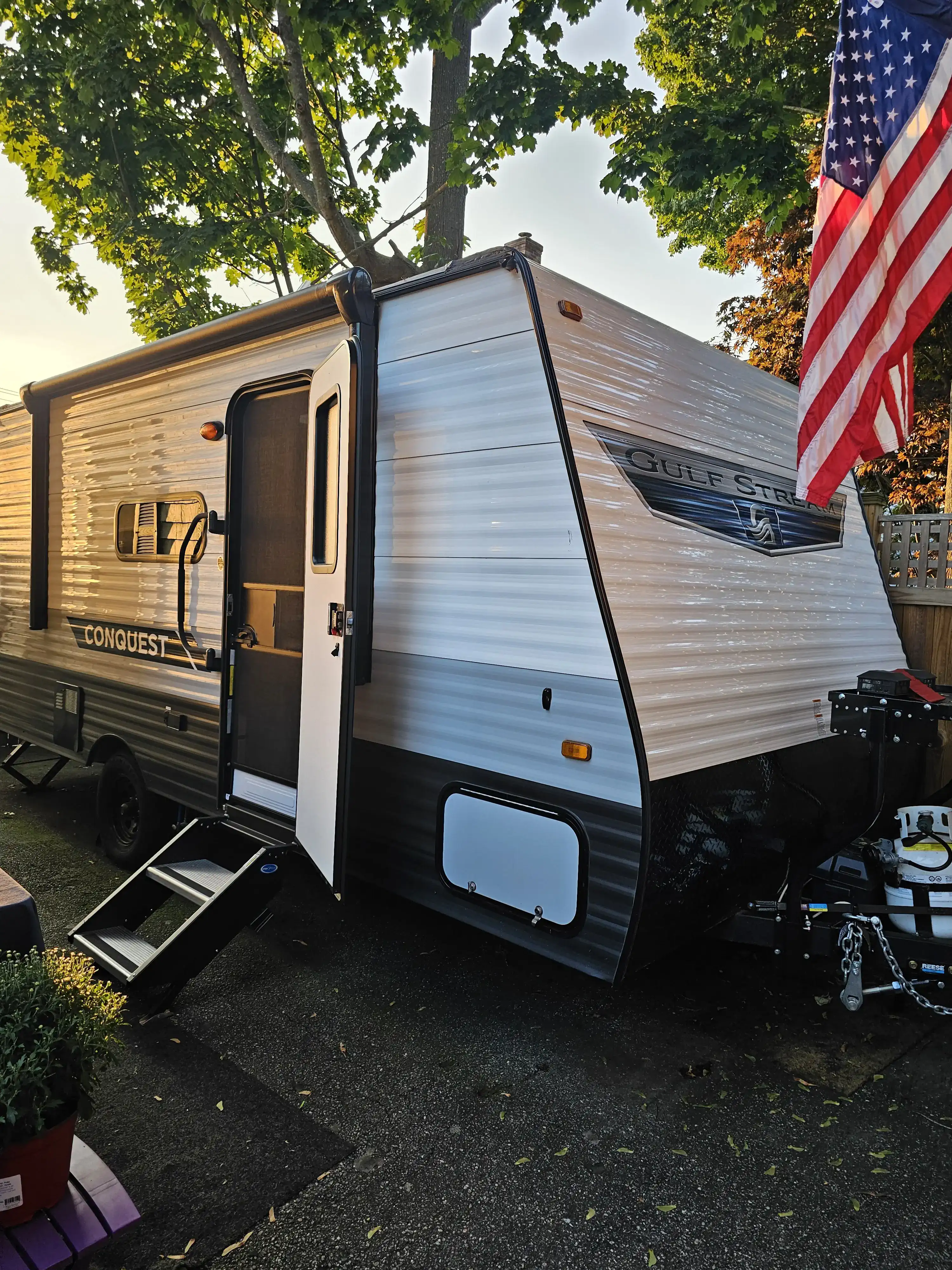 1-Bedroom Camper - Newport, RI – photo 3