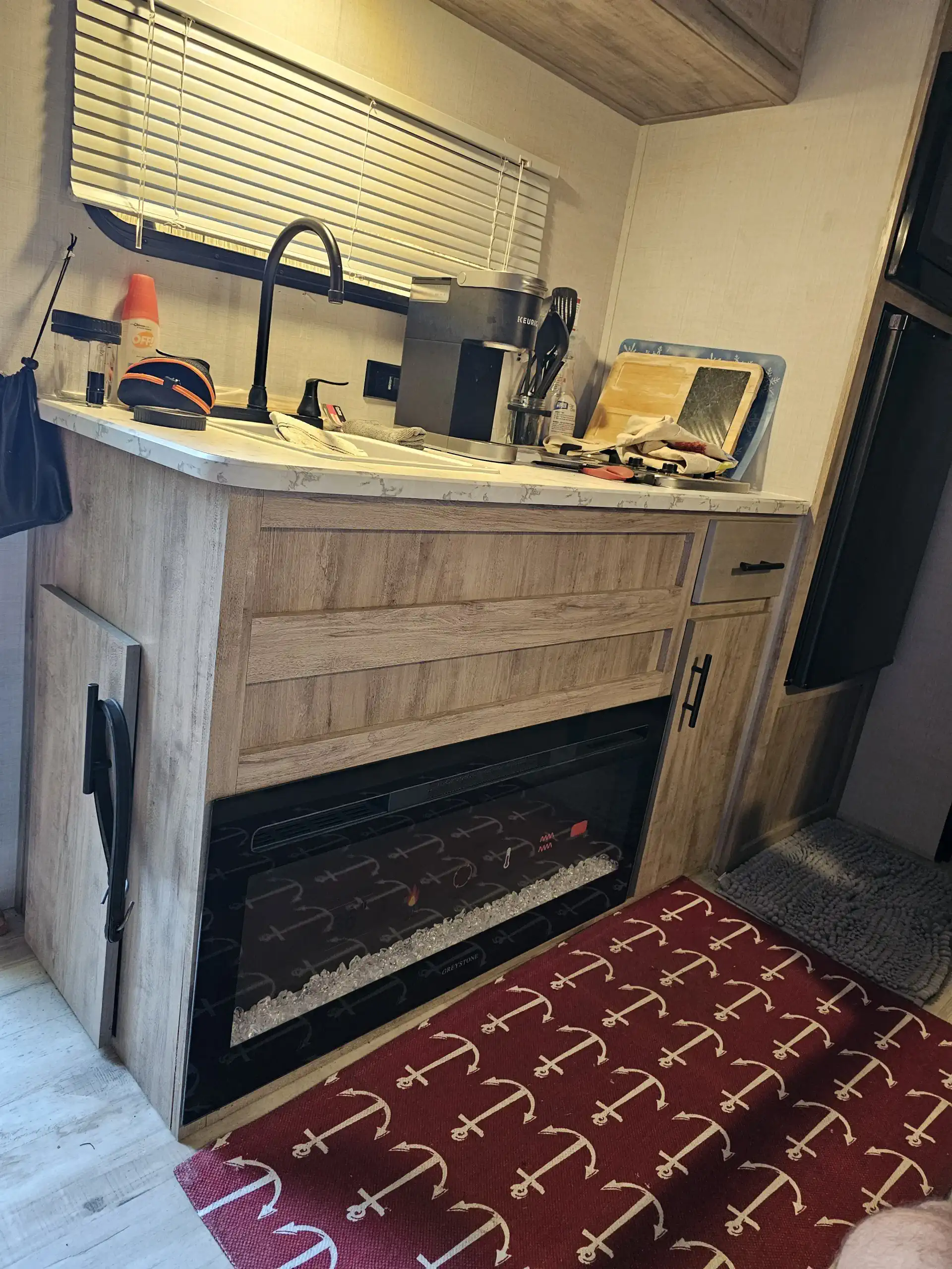 1-Bedroom Camper - Newport, RI – photo 5