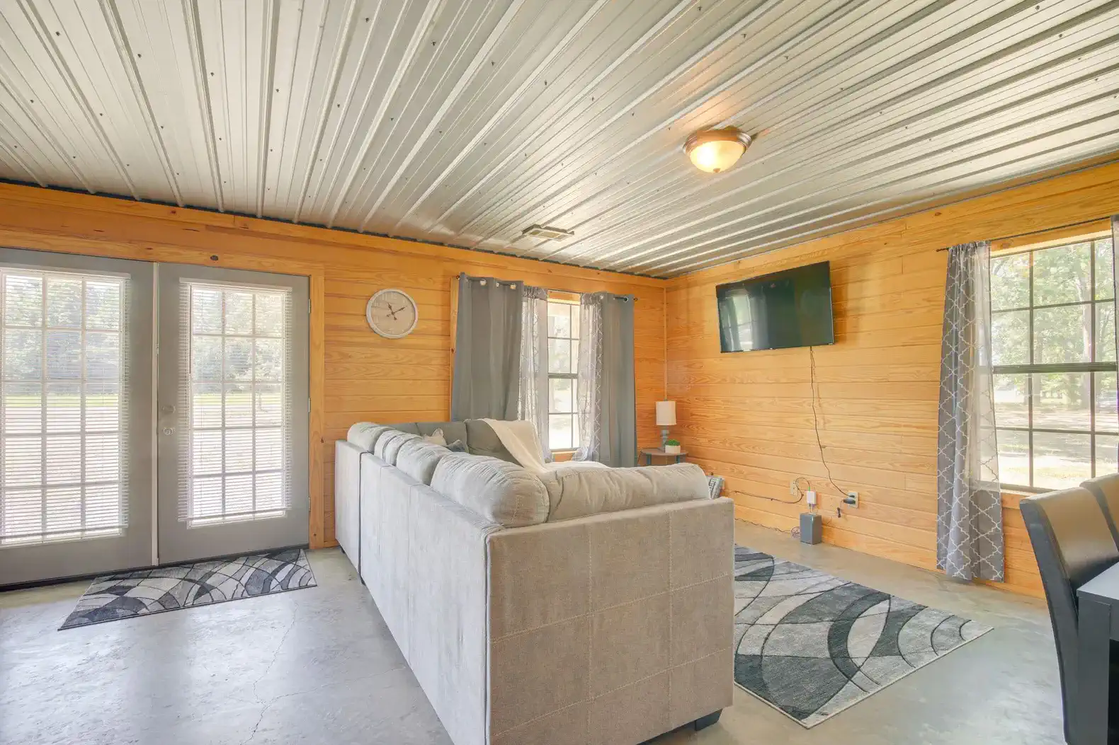 Cabin 2 – photo 4