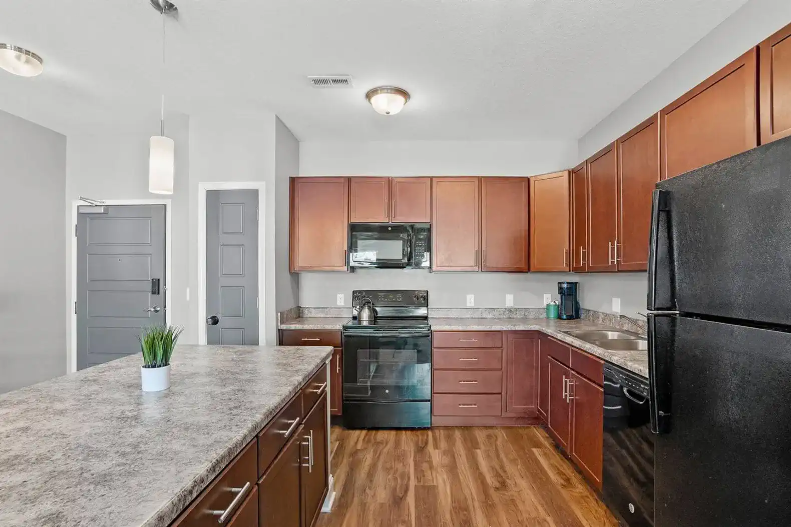 Modern Updated Suite with Covered Garage photo 8