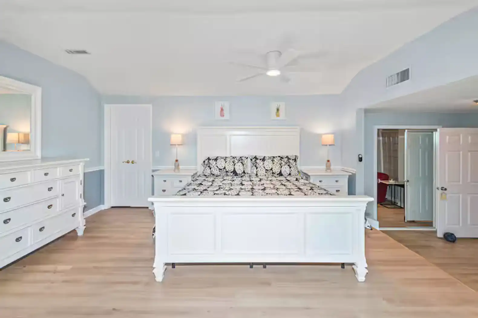 Dog Friendly, 1Min to Beach, Huge Pool, Fenced Yard – photo 36