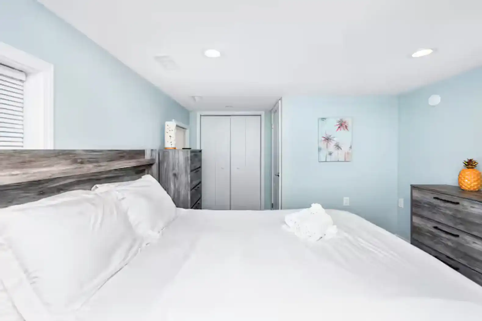 Dog Friendly, 1Min to Beach, Huge Pool, Fenced Yard – photo 33