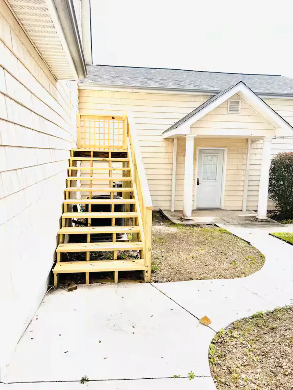 Dog Friendly, 1Min to Beach, Huge Pool, Fenced Yard – photo 6