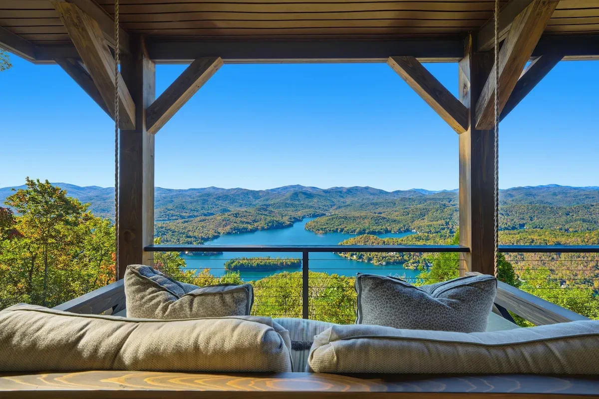 Pet-Friendly Amenities & Features