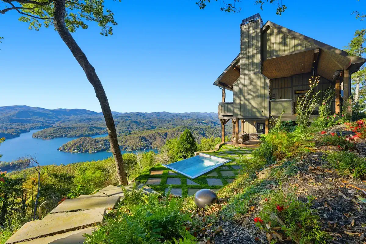 The SkyHaüs | Pool | Game Room | Lake Burton – photo 1