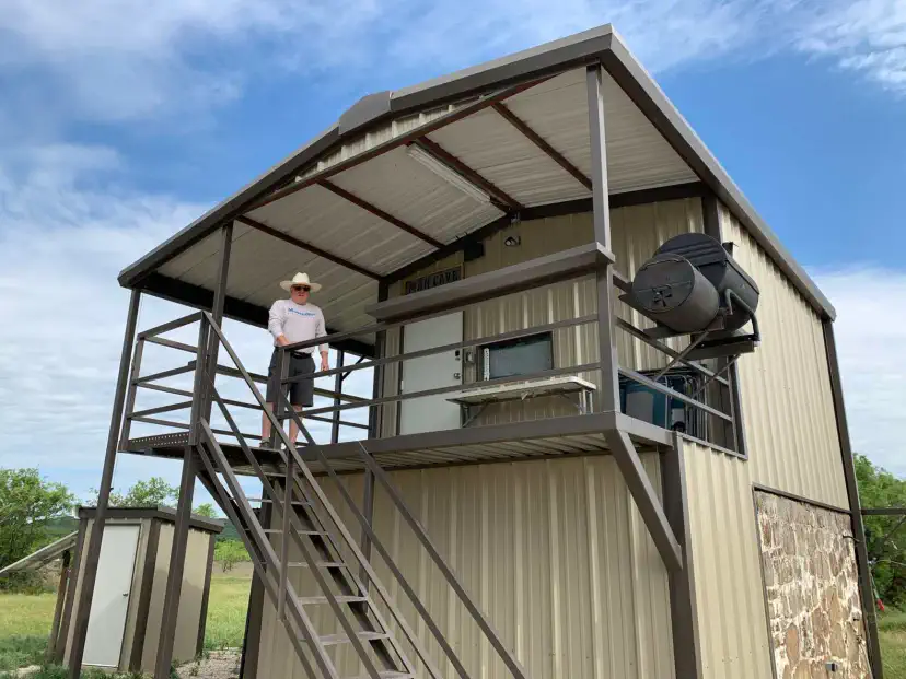 Wilderness Roost · sleeps 4–6