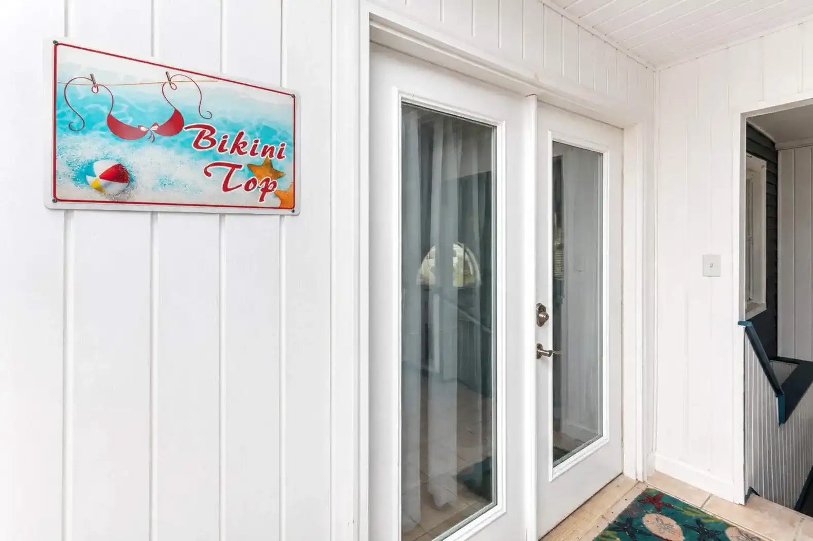 Hallway outside of Bikini Top