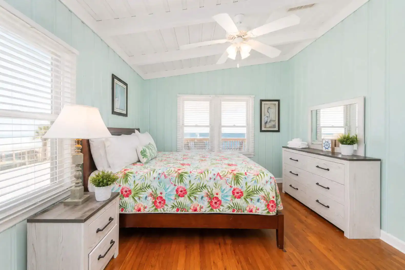 Bikini Top King Bedroom with attached Bathroom