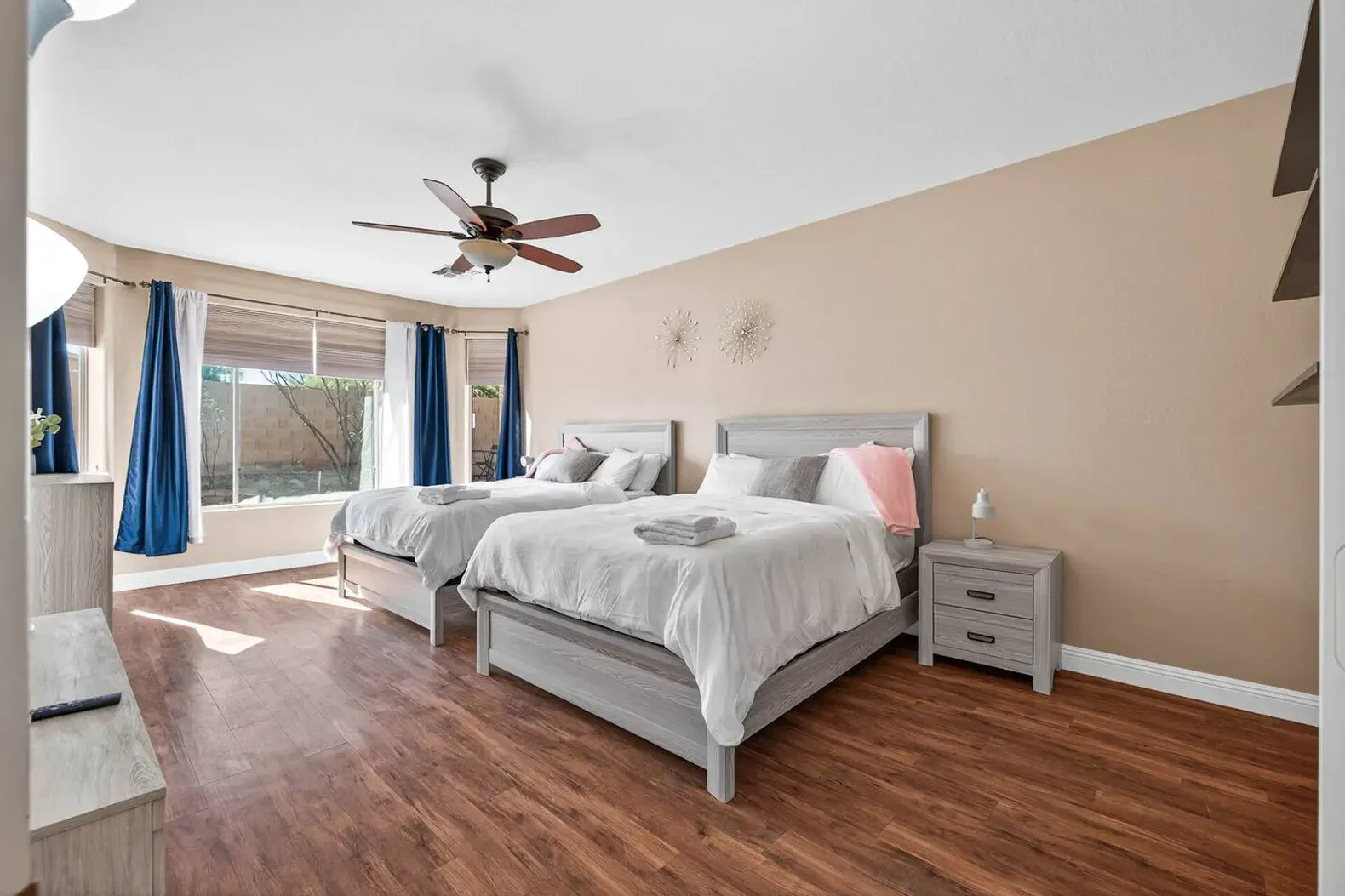 Entire Home 4 beds 2baths Phoenix, AZ — Phoenix, AZ — vacation rental