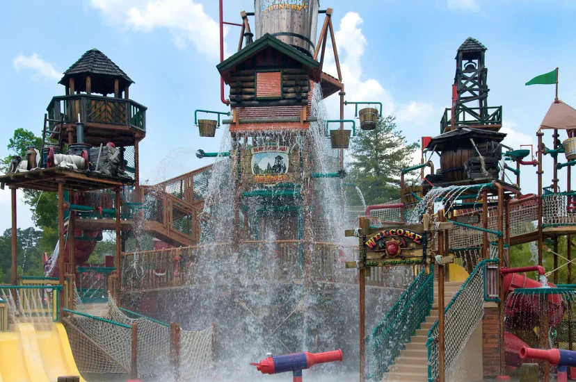 Dollywood and the Parkway