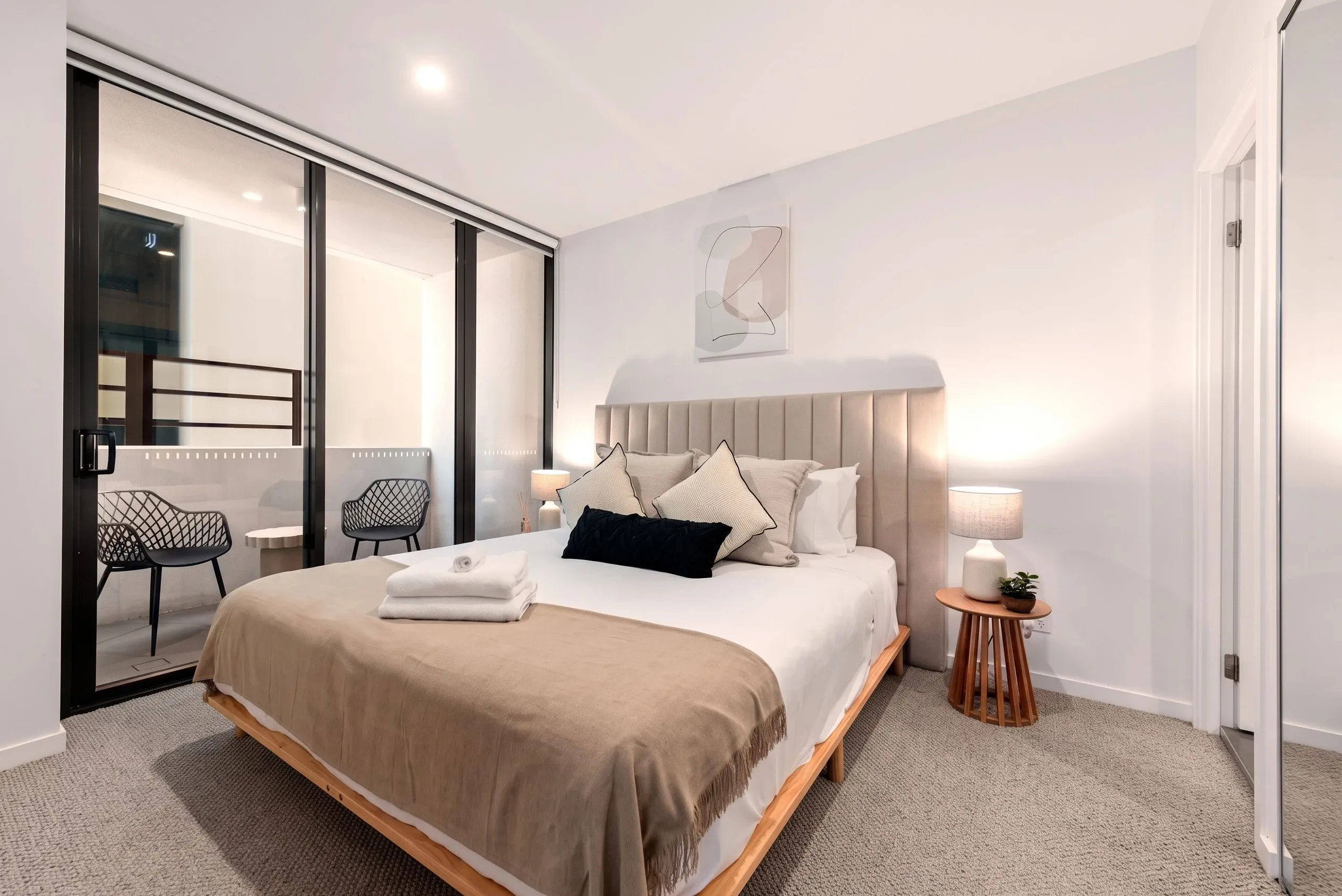 Ivy and Eve 2BR City View with Parking — South Brisbane, Queensland — vacation rental
