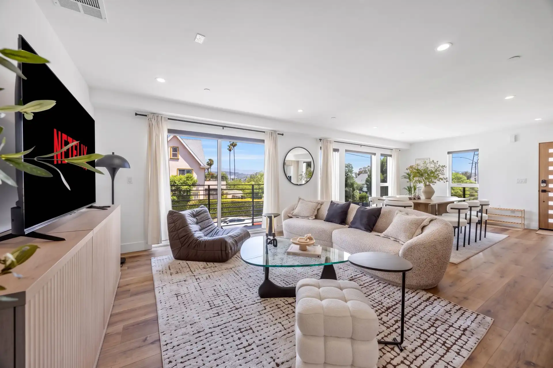 Casa de lujo moderna de 4 habitaciones en Hollywood – foto 1