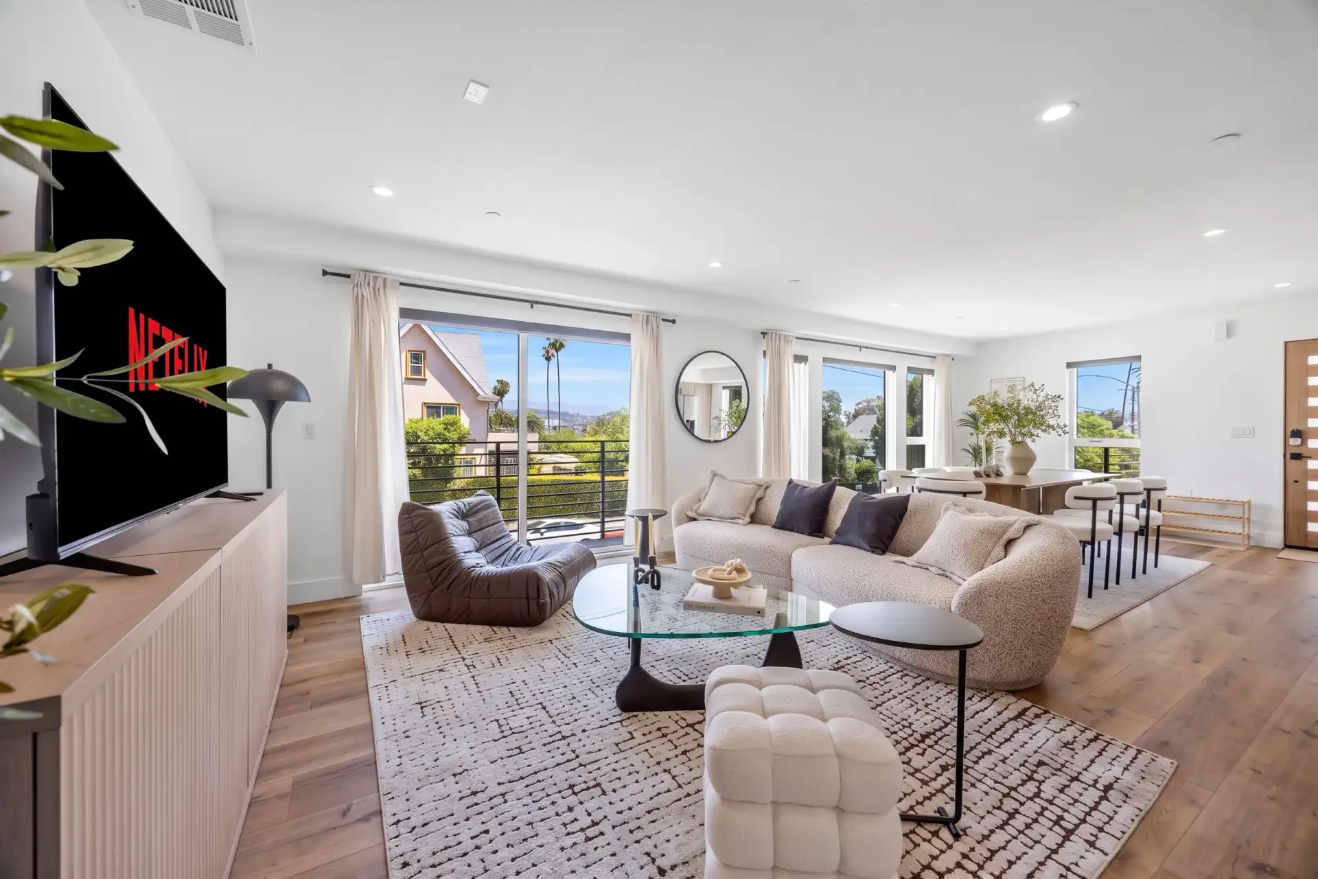 Hollywood Modern Getaway #1 – photo 1