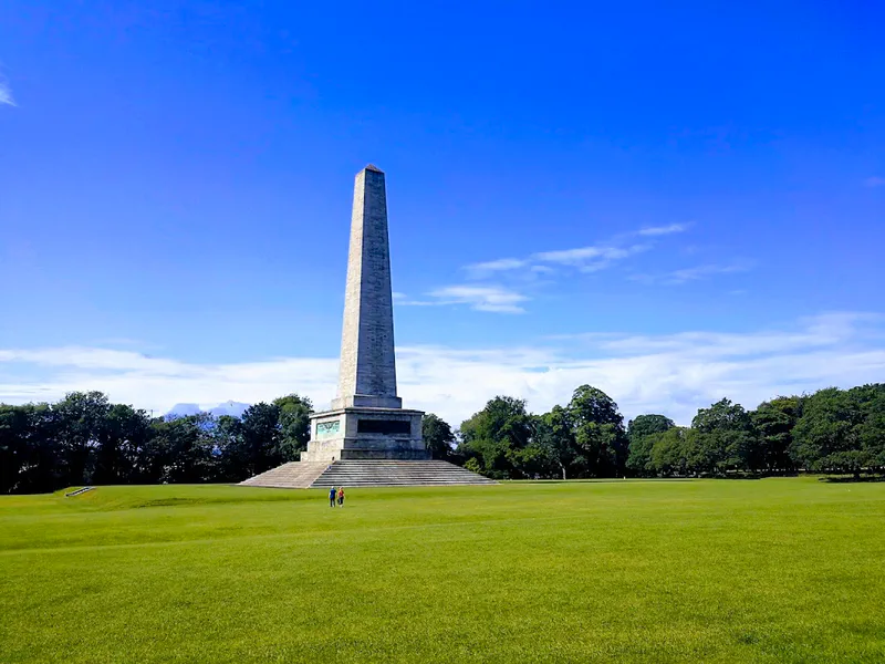 Explore Scenic Parks near Dundrum