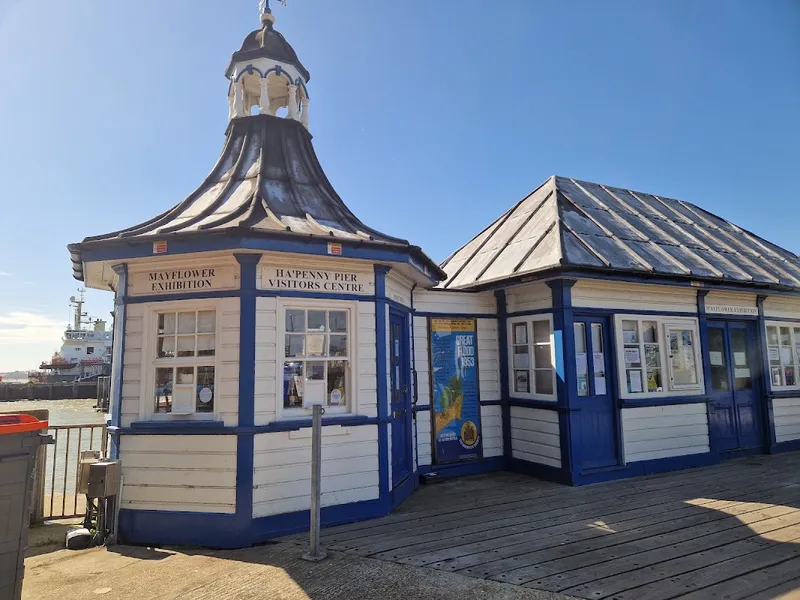 The Ha'Penny Pier