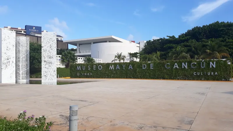 Exploring Cancún's Attractions