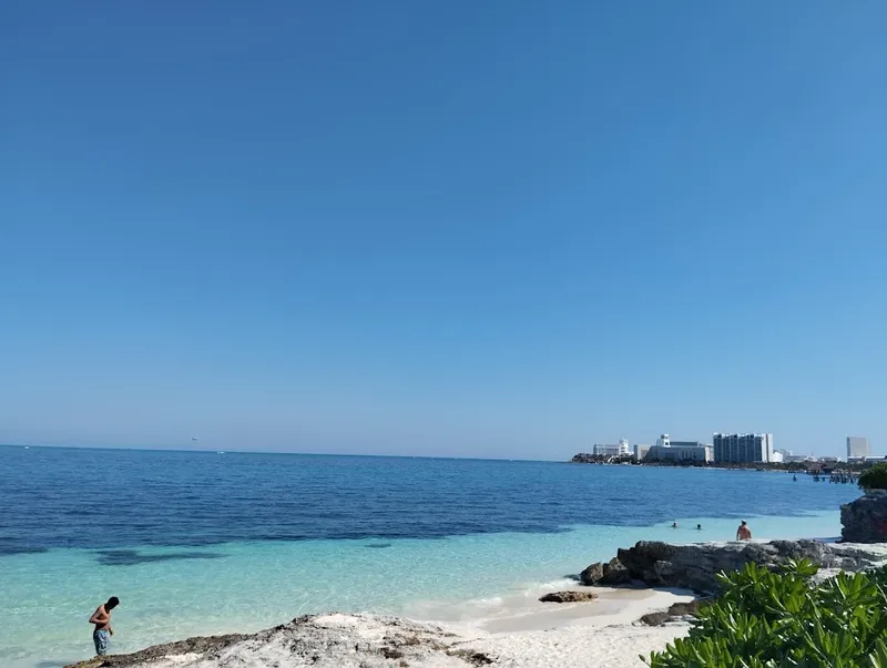 Relaxing Family Day at Playa Tortugas