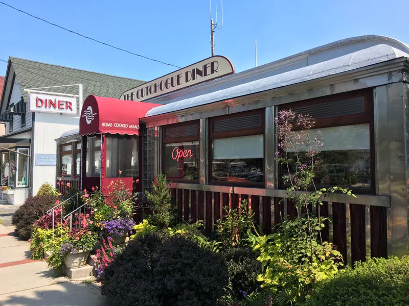 Dine at the Cutchogue Diner